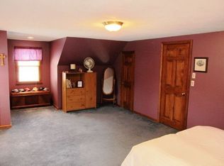1242 Peck Ln, Cheshire, CT 06410
