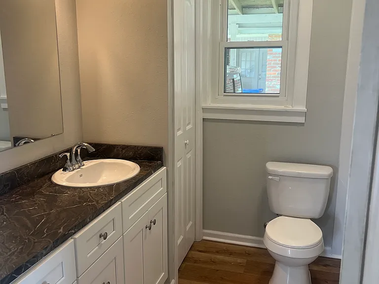 100 Tupelo St — Photo 11