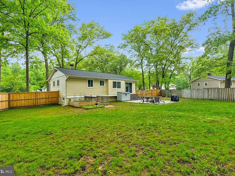 1519 Manor View Rd — Photo 30