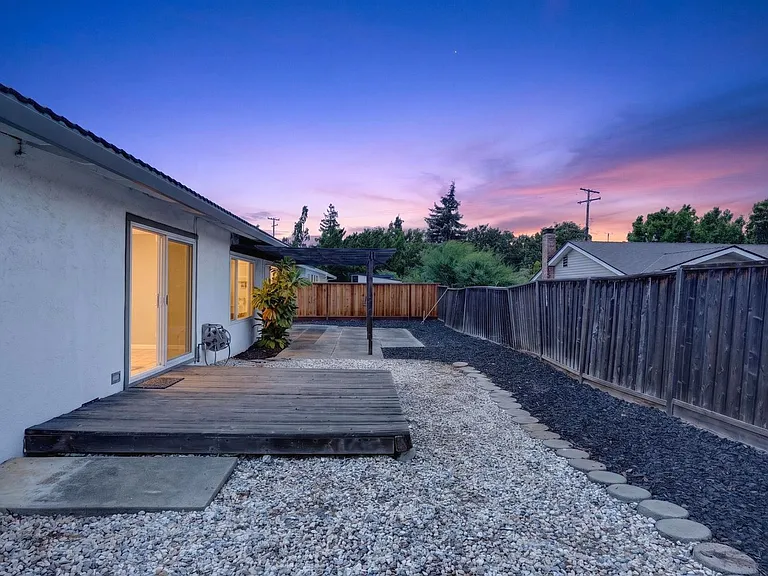 1780 Clayton Way — Photo 42