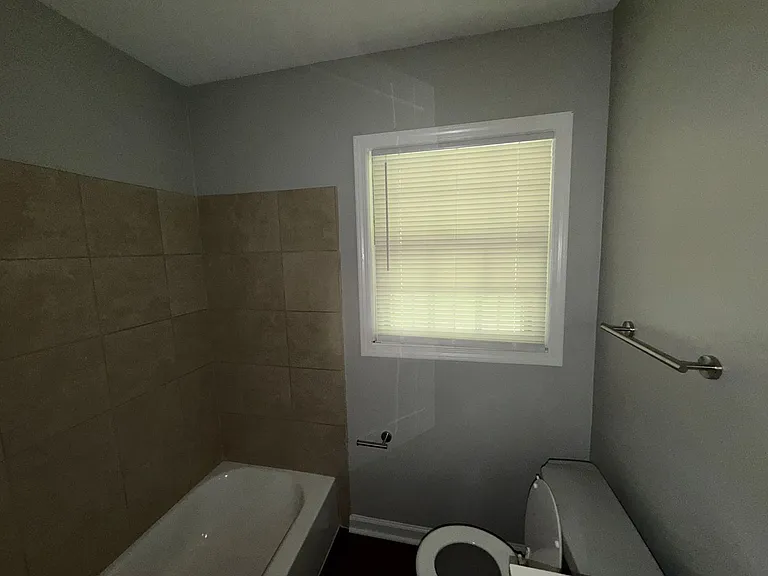 1786 Hester Rd — Photo 34