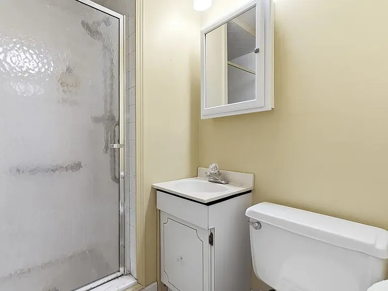 144 N Dithridge St #814 — Photo 3