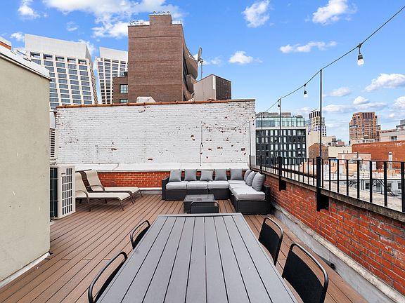 5th image of 448 W 19th St