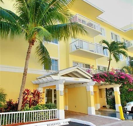 3rd image of 1515 E Broward Blvd APT 201
