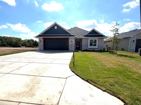 706 N Rainbow Lake Ct, Wichita, KS 67235