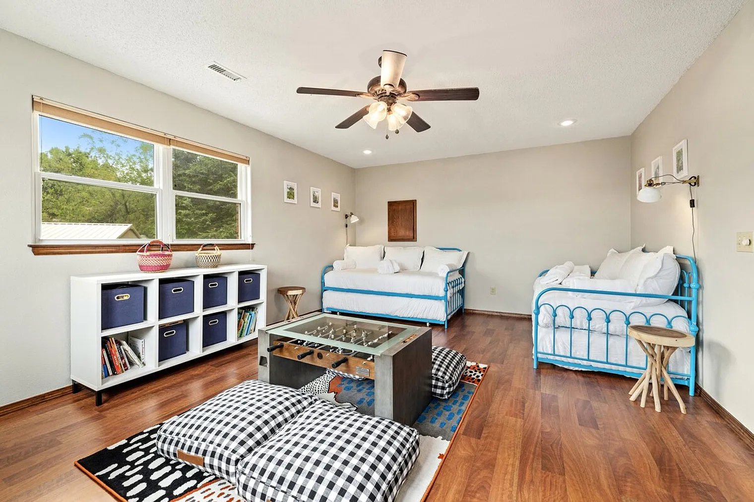 5 bed, 3.0 bath, 3713 sqft, $7,086 — Photo 4
