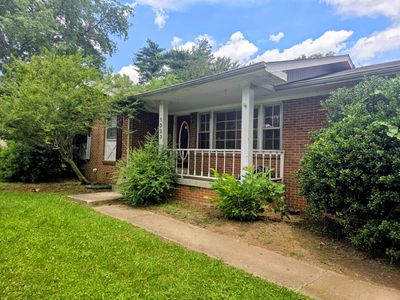 1323 Lakeshore Dr, Murfreesboro, TN, 37130