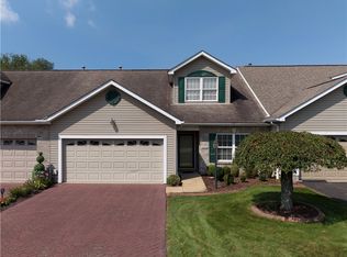 1002 Trail Side Ct, Jeannette, PA 15644