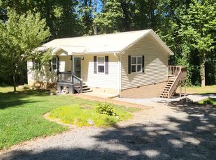 982 Hood St, Cleveland, GA 30528