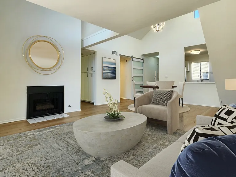 2120 S Bentley Ave #308 — Photo 28