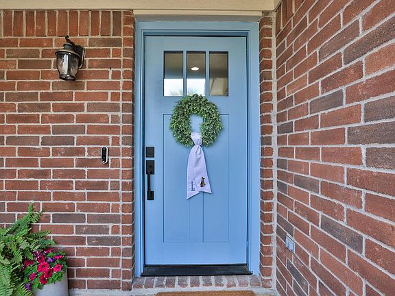 4th image of 3803 Oak Lace Dr