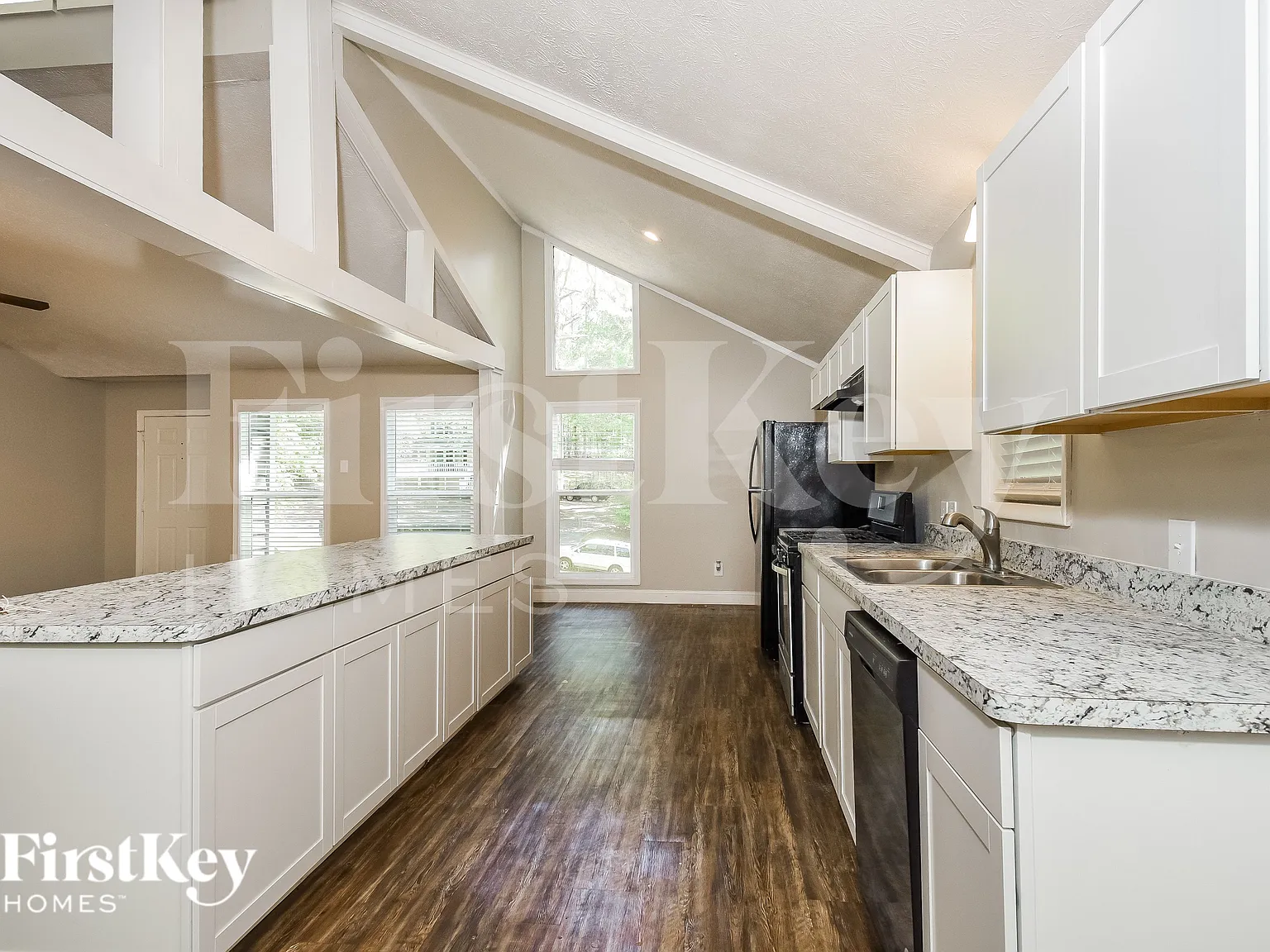 5 bed, 3.0 bath, 1538 sqft, $2,160 — Photo 4