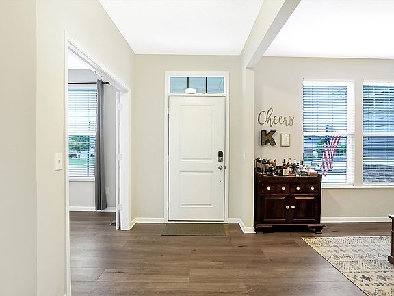4th image of 5989 Bartley Dr