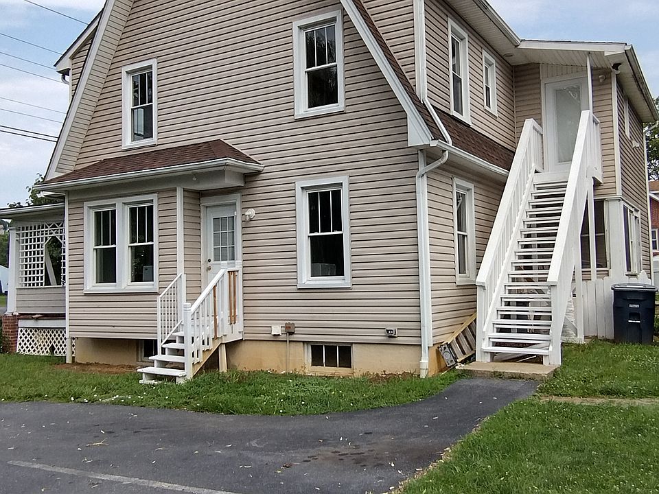1st image of 1004B Chicago Ave #B