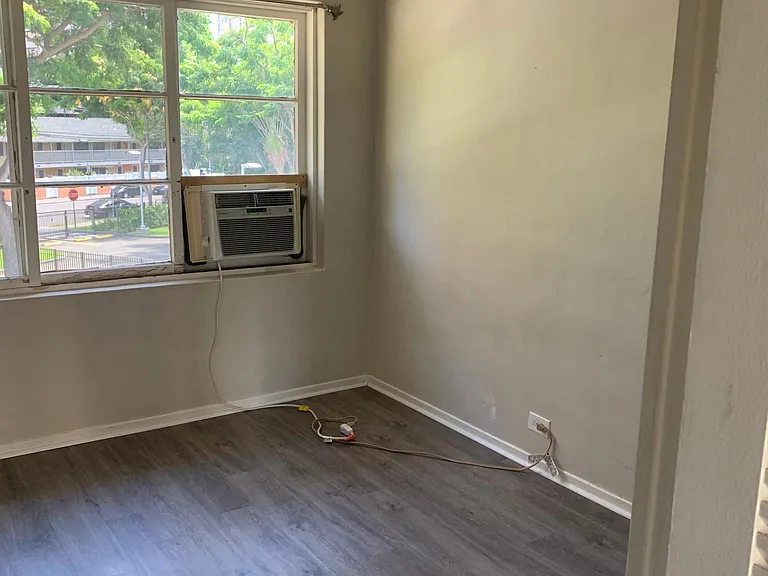 1821 Lipeepee St #302 — Photo 13