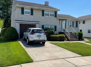 7 Capp St, Carteret, NJ 07008