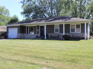 813 E Gordon Ave, Effingham, IL 62401