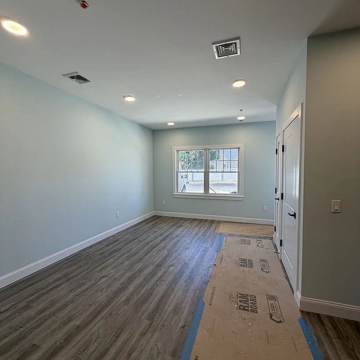 The Residence at Newbridge — Photo 1
