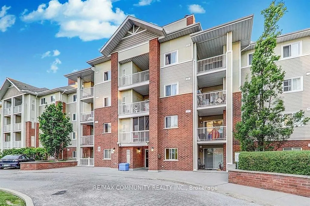 3 bed, $2,700 — Photo 1