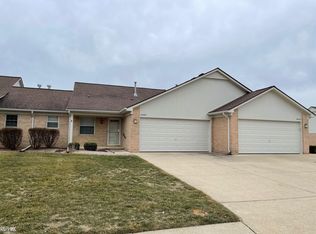 25282 Julianna Dr, Chesterfield, MI 48051