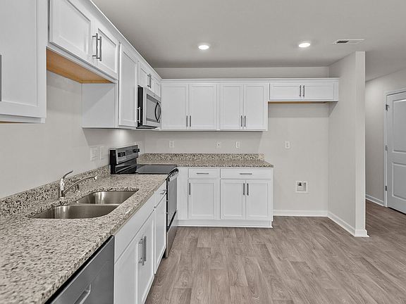 3rd image of 312 Rudy's Court