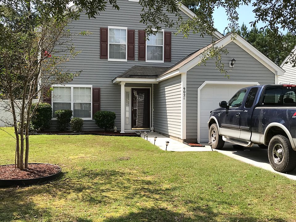1st image of 9021 Greenbriar Dr