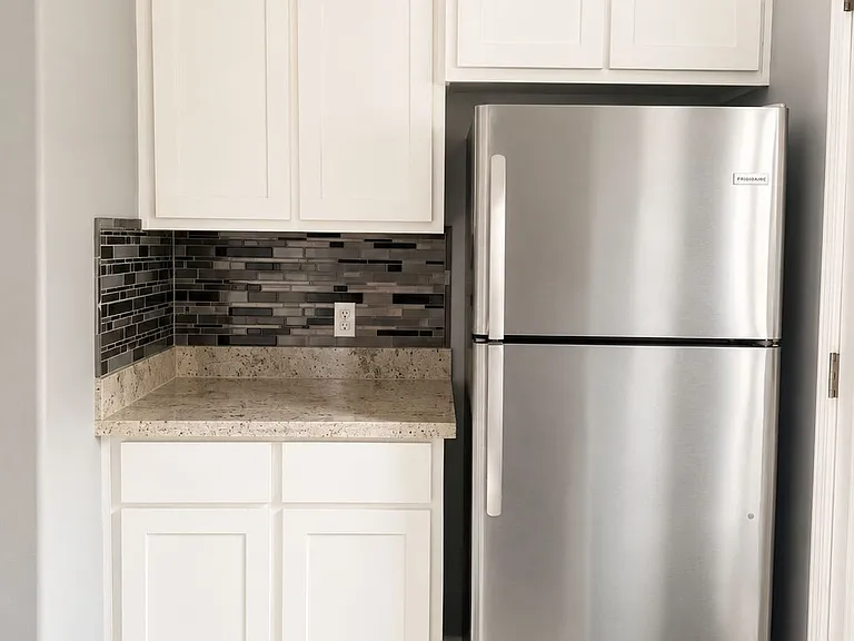 510 Carlisle Ave — Photo 2