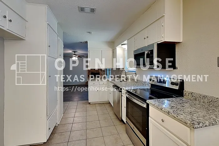2020 Chattanooga Dr — Photo 7