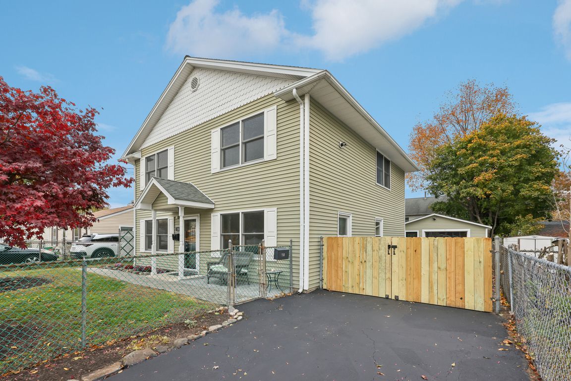 Kwiecinski St-S0411-001.jpg