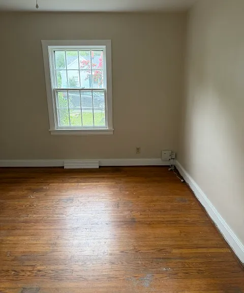 5010 Vayo Ave — Photo 13