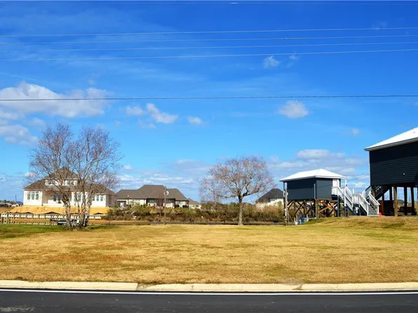 290 Lakeview Dr, Slidell, LA 70458