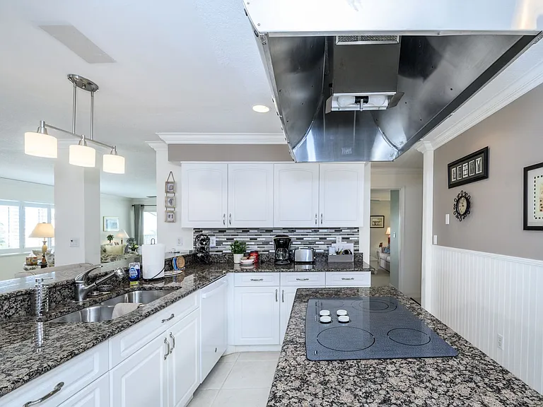 1477 Park Beach Cir #33 — Photo 28