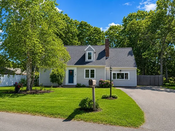 7 Fernwood Ave, Barnstable, MA 02630