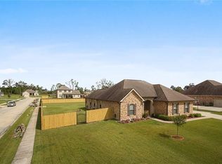 9567 Silver Bell Pl, Waggaman, LA 70094