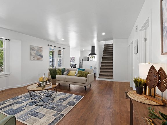 4th image of 2803 E Hartson Ave