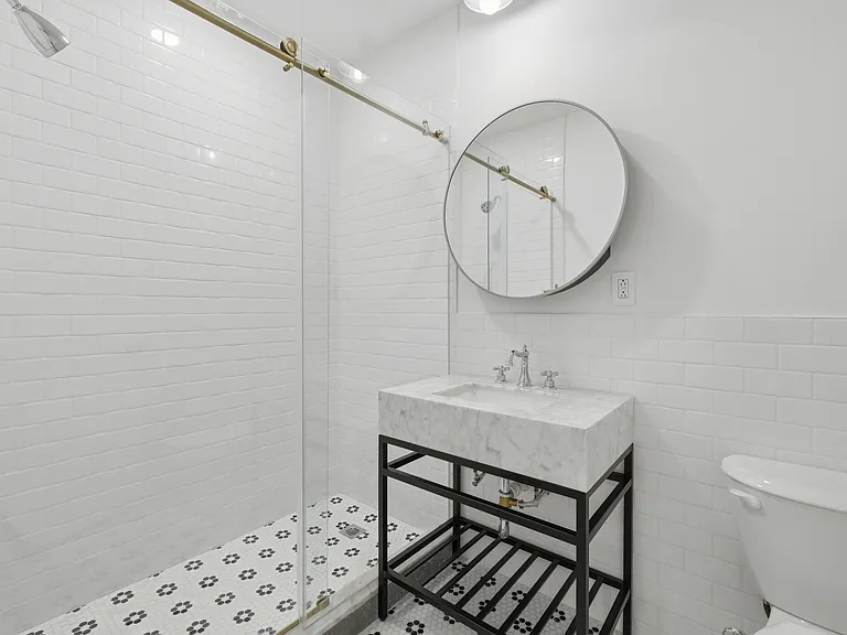 207 Main St #3 — Photo 10