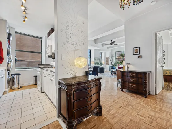 99 John Street 2109 image 3 of 27