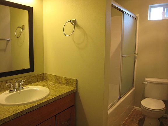 2.5 baths