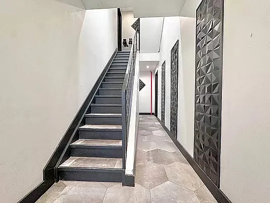 Rented by Nooklyn NYC LLC | media 4