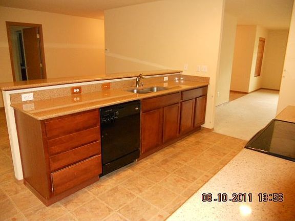 4th image of 33437 38th Ave S