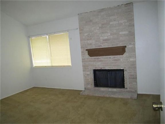 3rd image of 12209 Bob White Dr