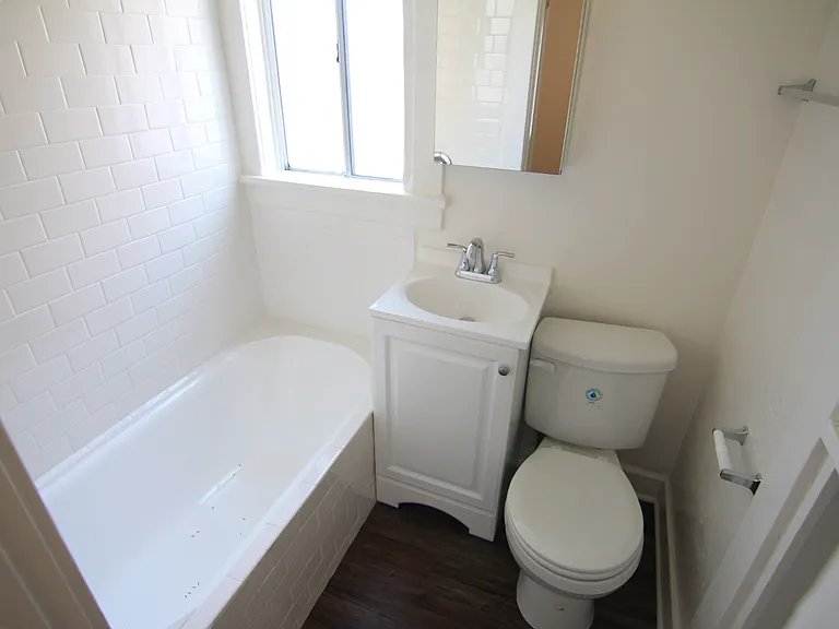 4127 Monroe St #10 — Photo 3