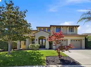 1050 Overland Pl, Vacaville, CA 95687