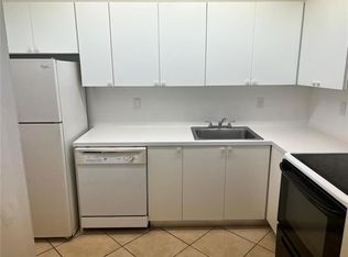 5881 NW 16th Pl APT 117, Fort Lauderdale, FL 33313