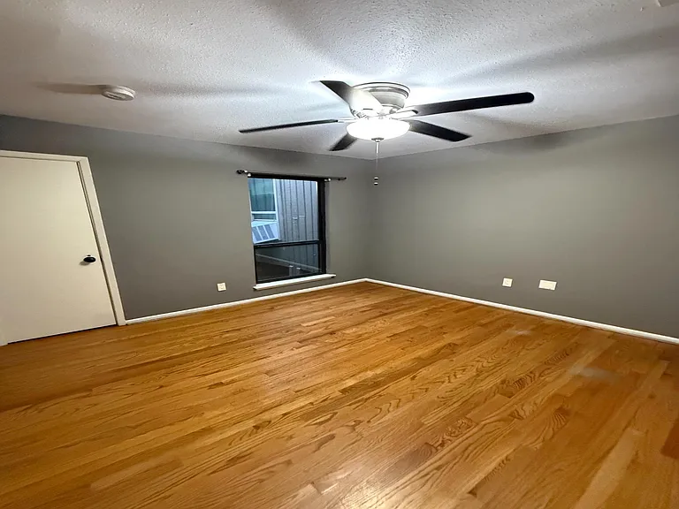 9400 Doliver Dr #34 — Photo 30