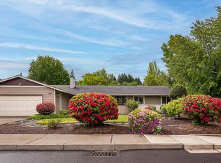 1059 NE 6th Dr, Hillsboro, OR