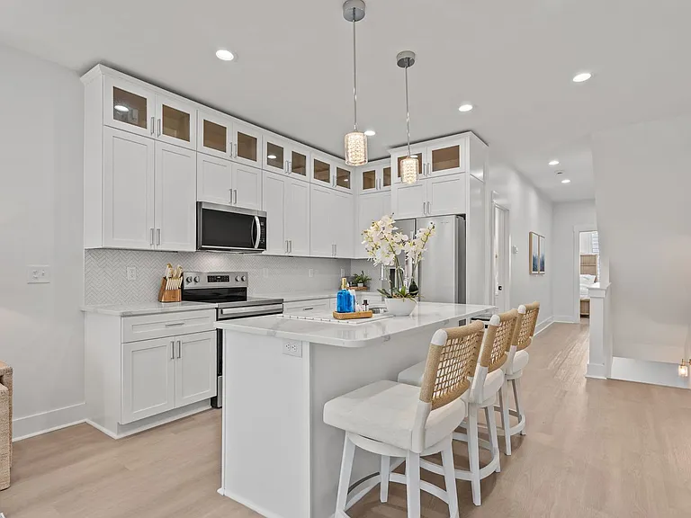 500 N Carolina Ave #2 — Photo 9