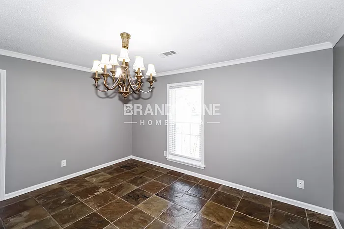 8606 Dena Cv W — Photo 6