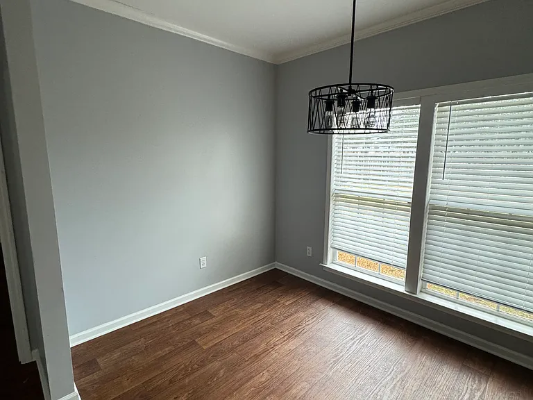 203 Belhaven Dr — Photo 4