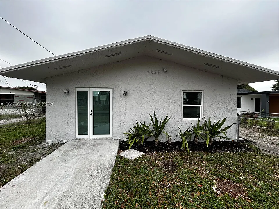 4429 SW 21st St #FRONT